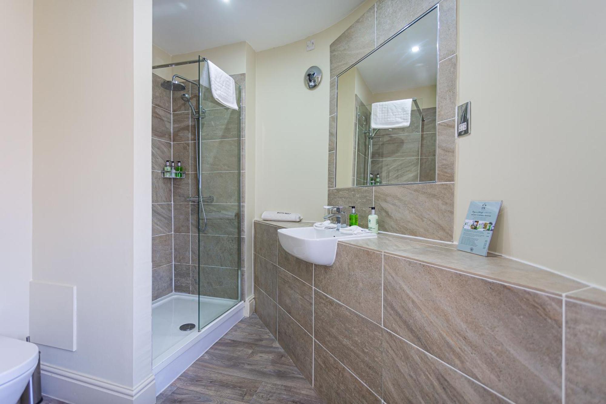 The Wynnstay Hotel, Oswestry, Shropshire מראה חיצוני תמונה